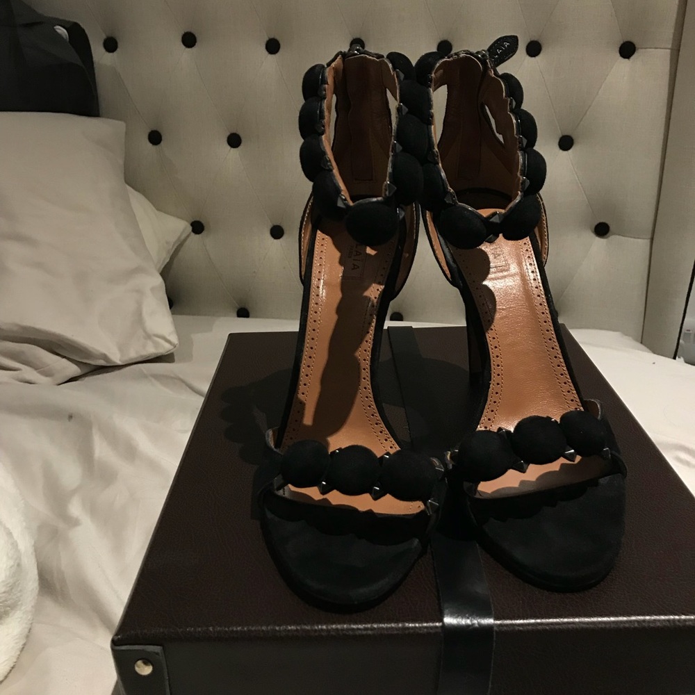 Alaia bombe studded suede
